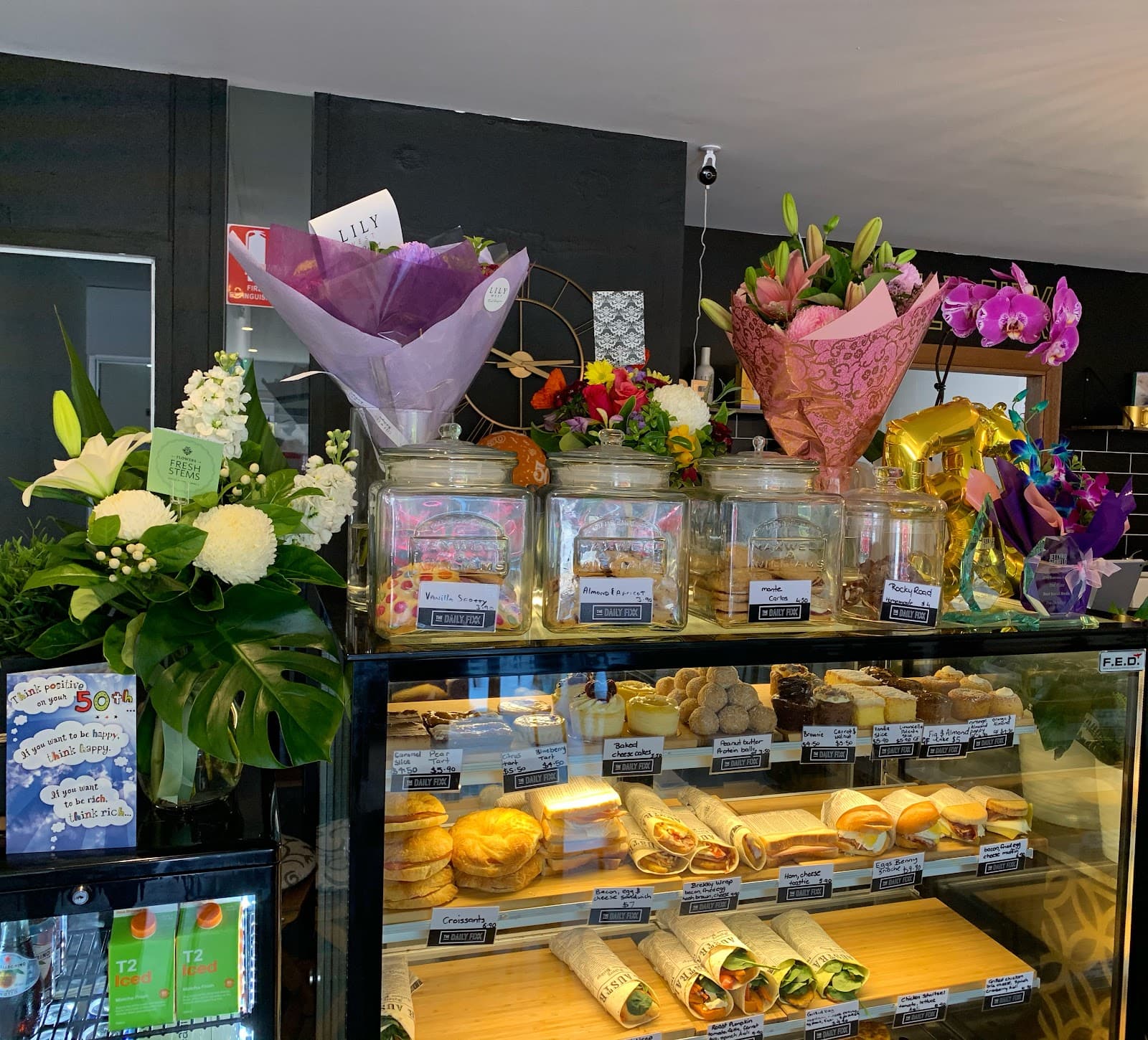 Daily Fixx Cafe Glenelg — Glenelg, Adelaide