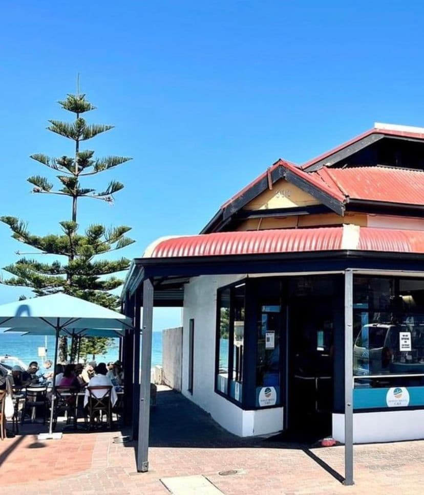 Henley Breeze Café — Henley Beach, Adelaide