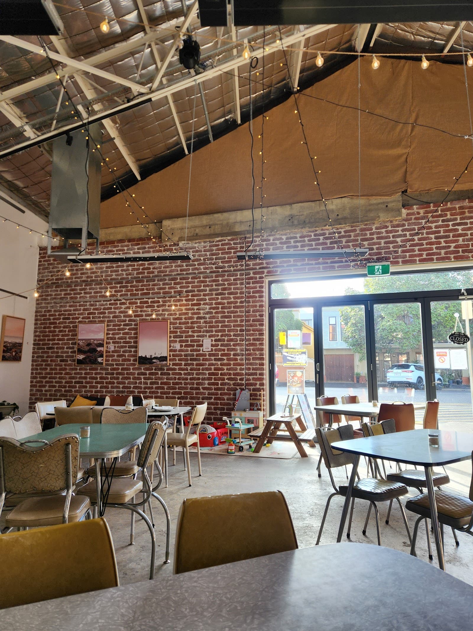 Milledge's Café — Port Adelaide, Adelaide