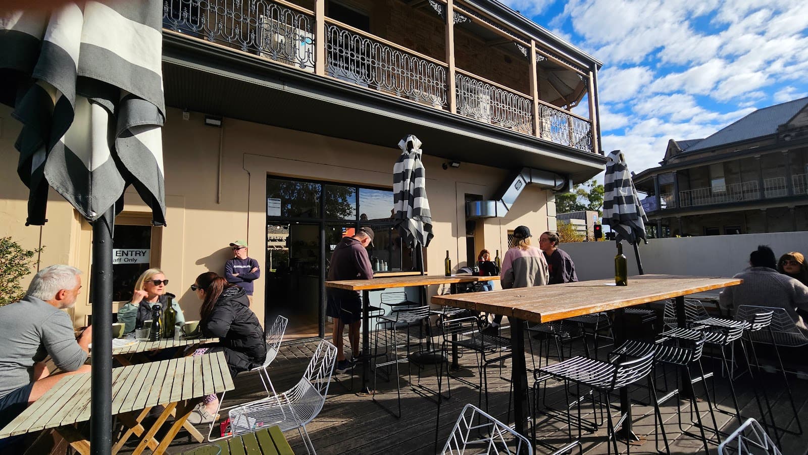Yeah Nah Yeah — Mitcham, Adelaide