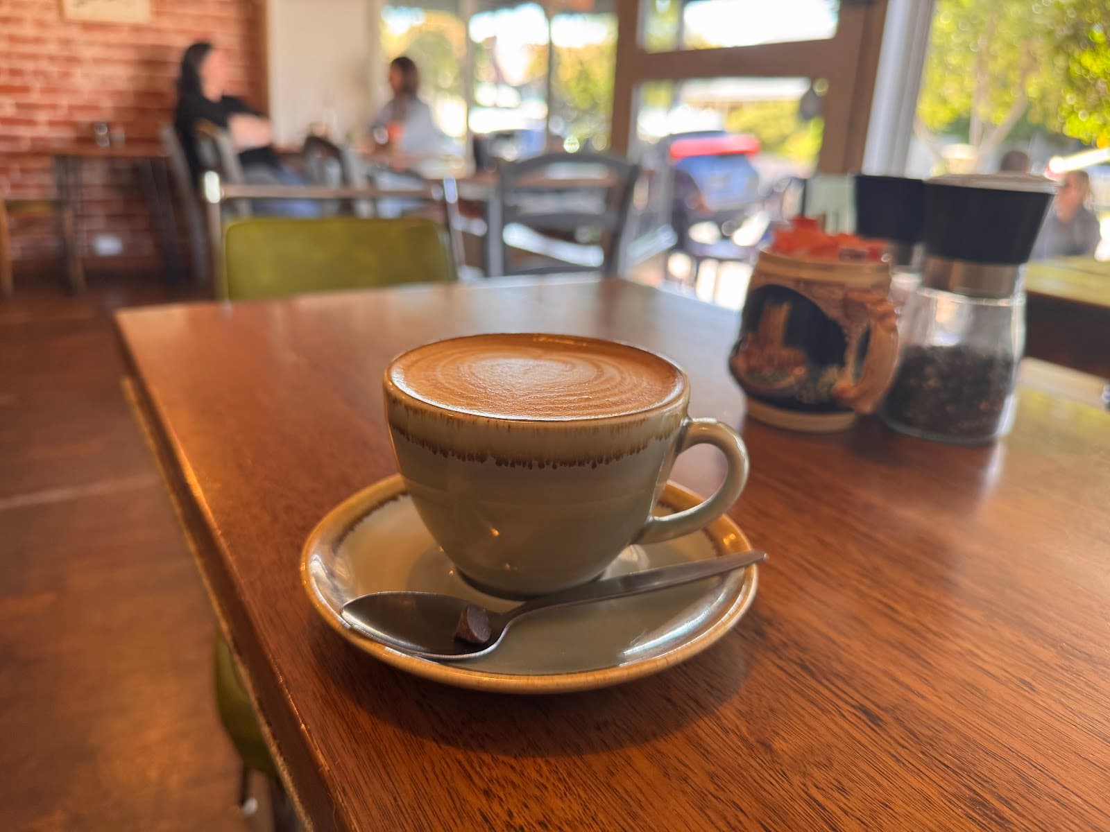 Queen Street cafe. — Hindmarsh, Adelaide