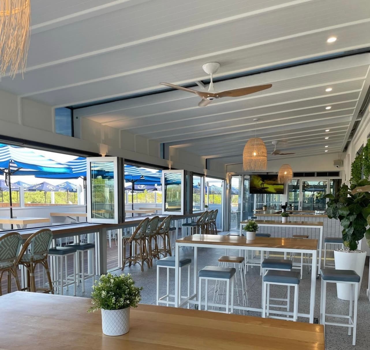 Palais Hotel — Semaphore, Adelaide