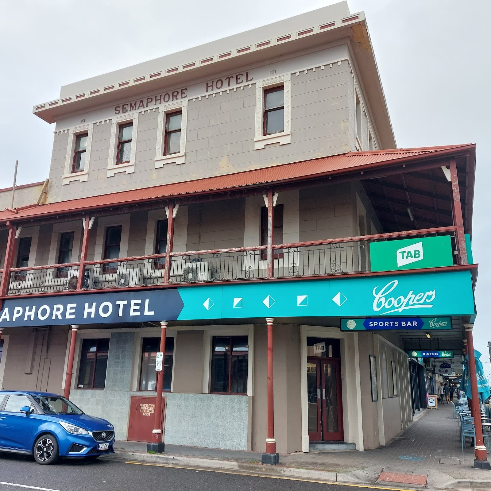 Semaphore Hotel — Semaphore, Adelaide