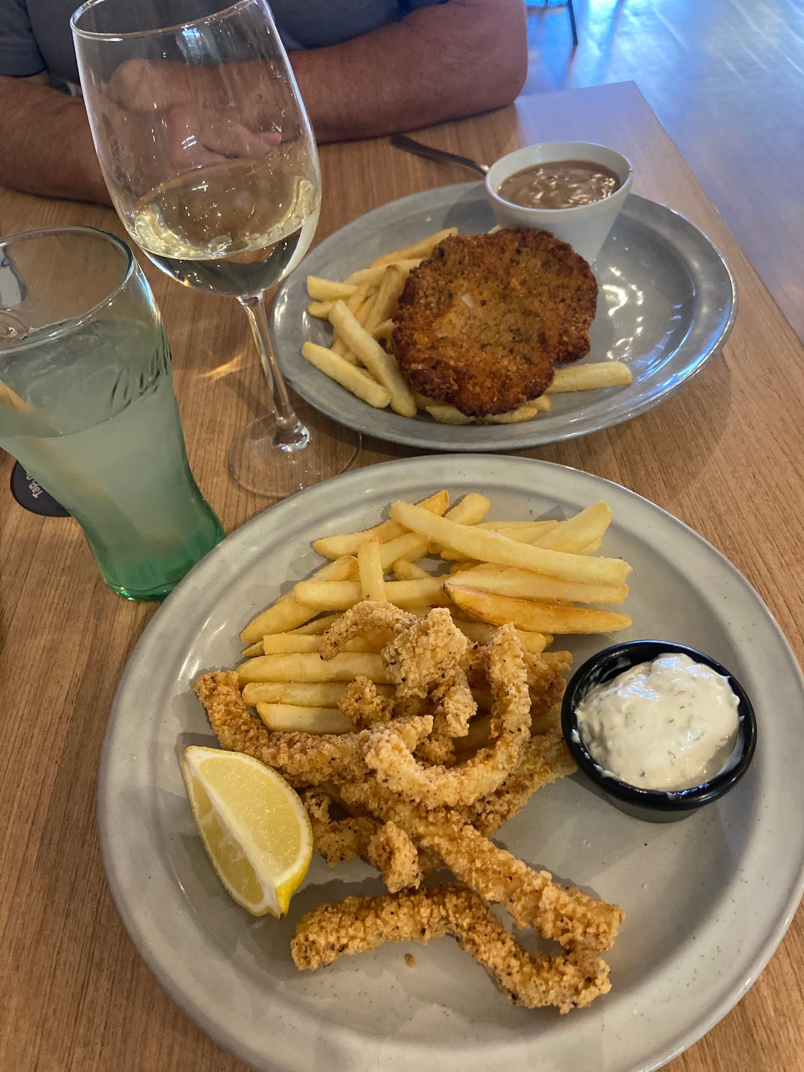 Exeter Hotel — Semaphore, Adelaide