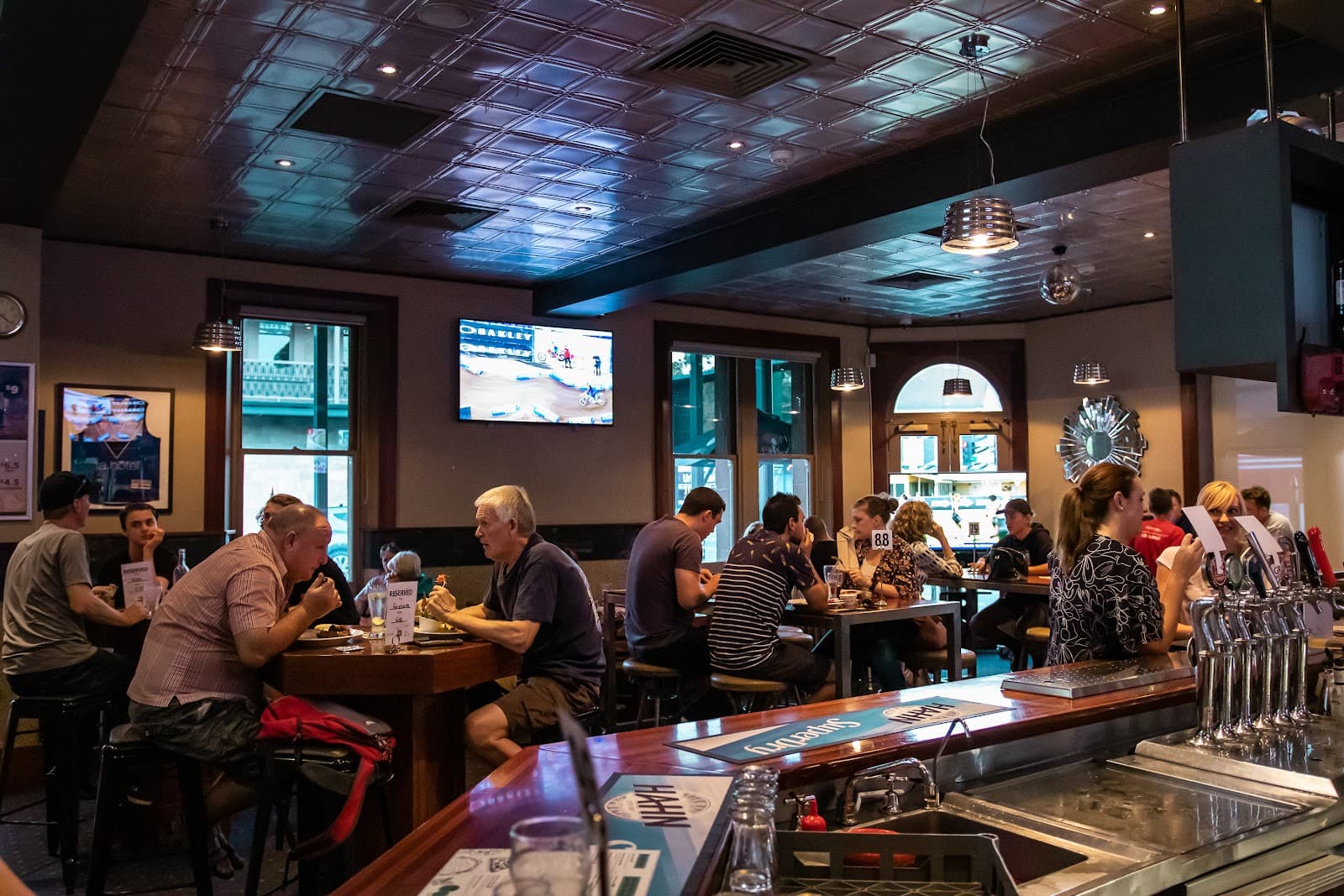 Torrens Arms Hotel — Mitcham, Adelaide
