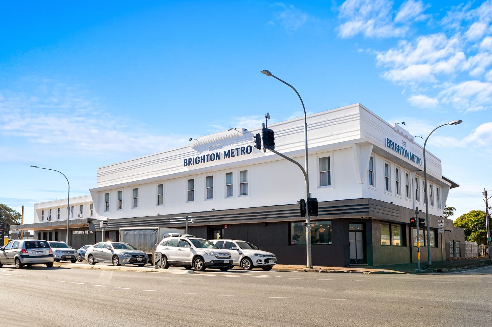 Brighton Metro Hotel — Brighton, Adelaide