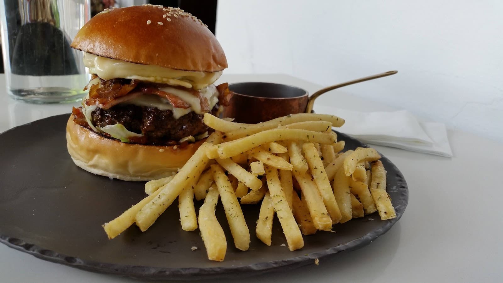 The White House — Hahndorf, Adelaide