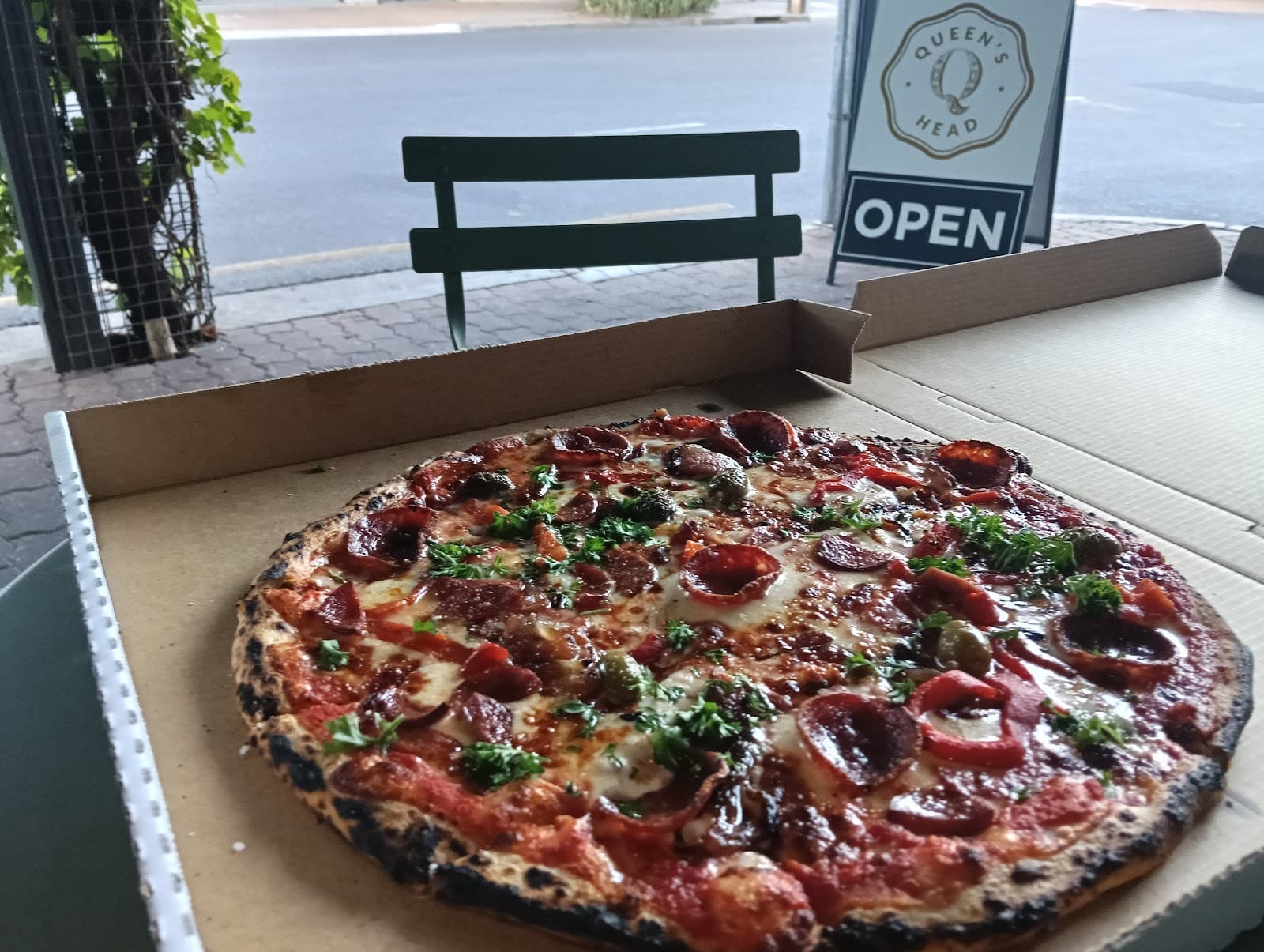 Queen's Head Hotel — Hindmarsh, Adelaide