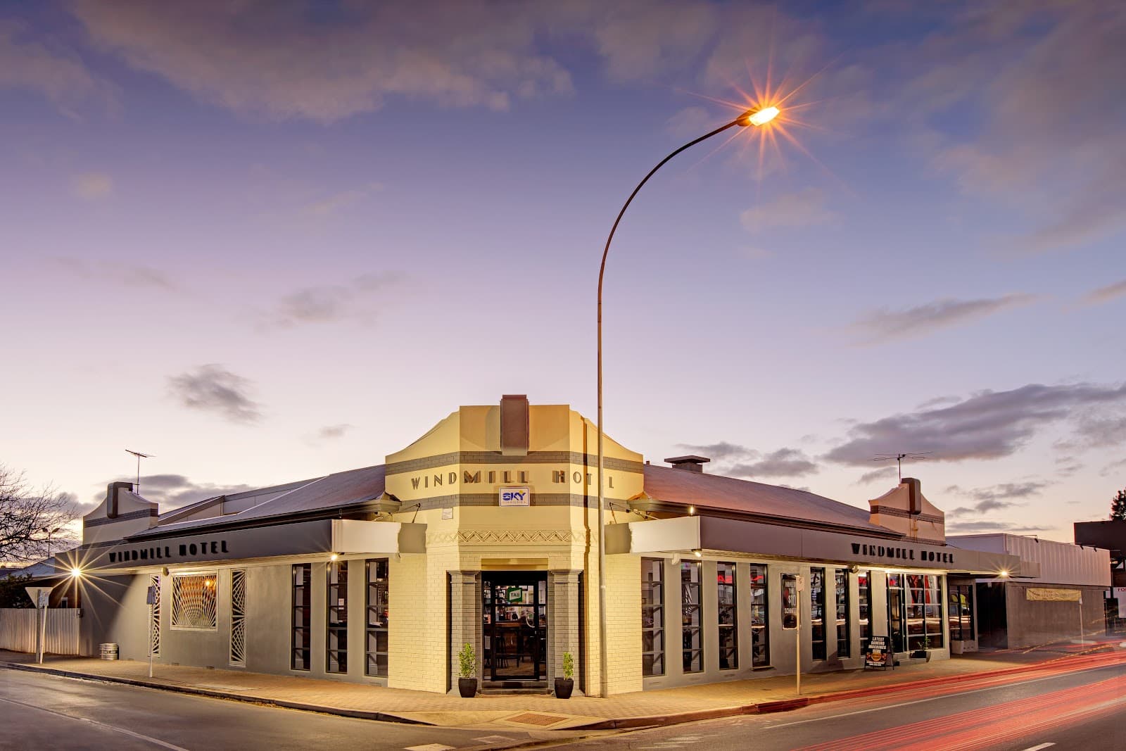 Windmill Hotel — Prospect, Adelaide