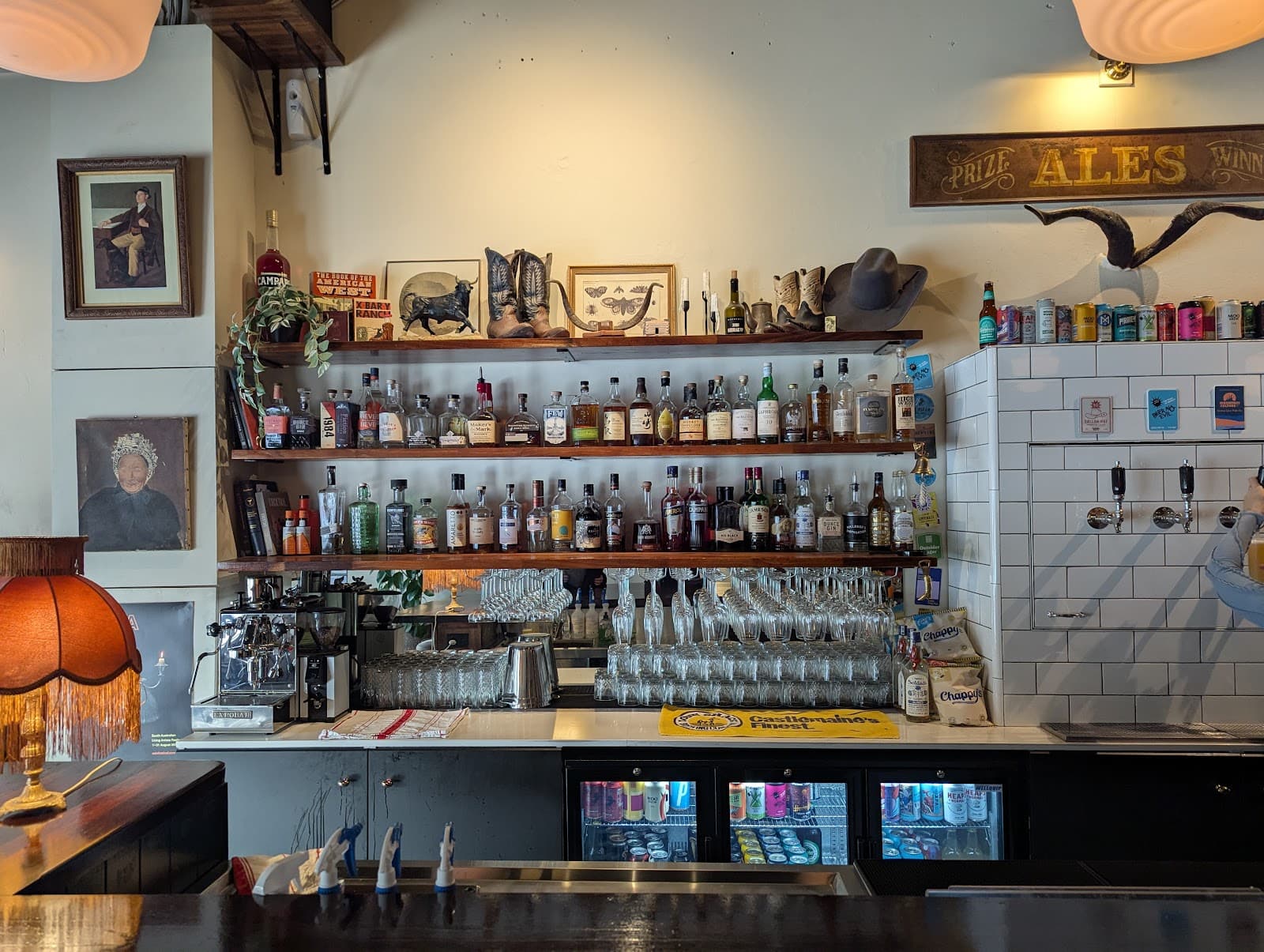 10 Gallon Hat — Port Adelaide, Adelaide