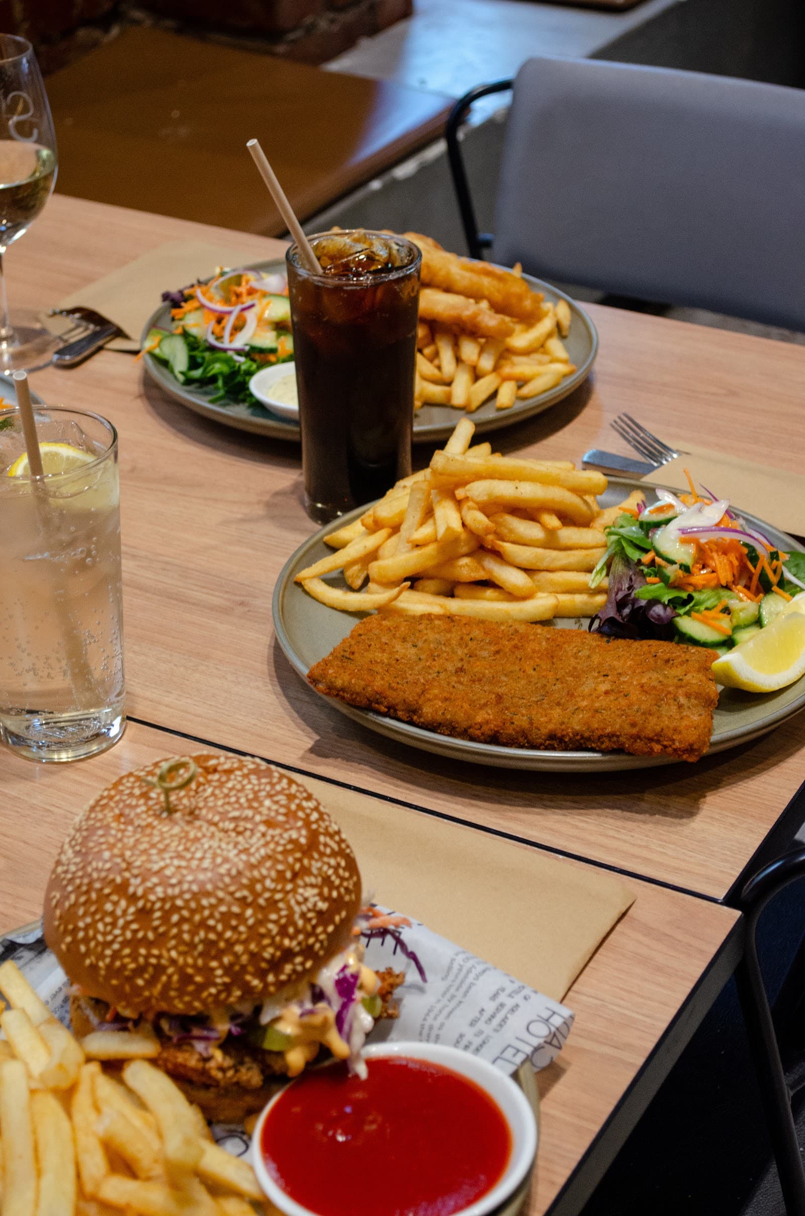 Strathmore Hotel — North Adelaide, Adelaide