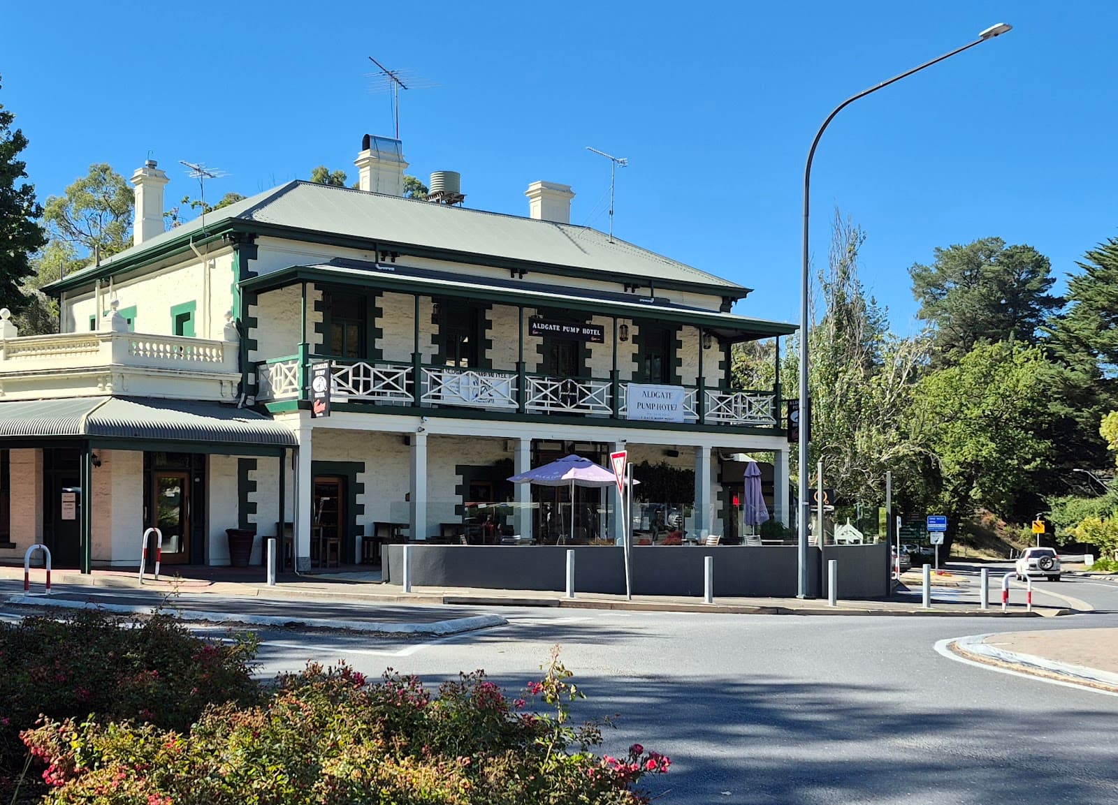 Aldgate Pump Hotel — Hahndorf, Adelaide