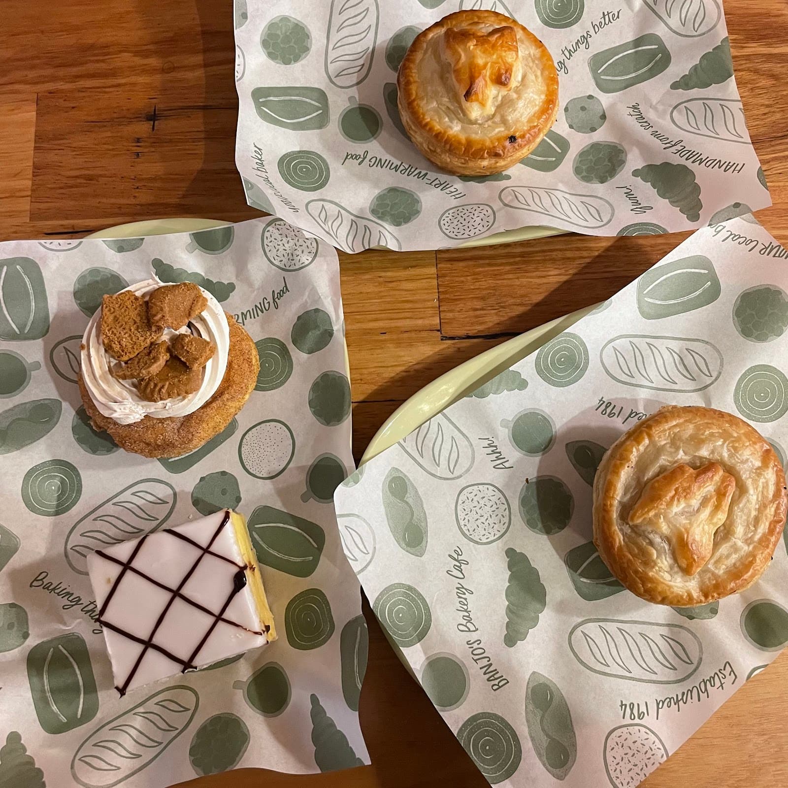 Banjo’s Bakery Café – Glenelg — Glenelg, Adelaide
