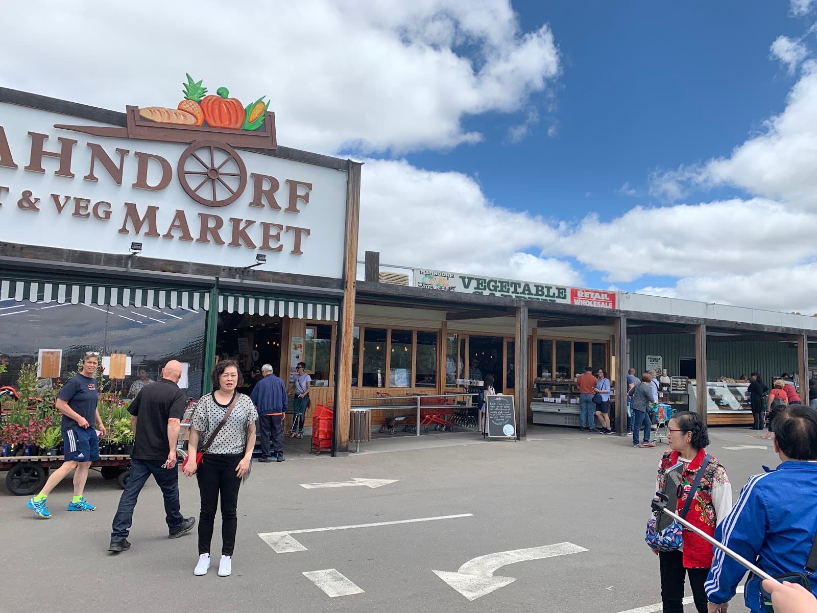 Hahndorf Fruit & Veg Market — Hahndorf, Adelaide