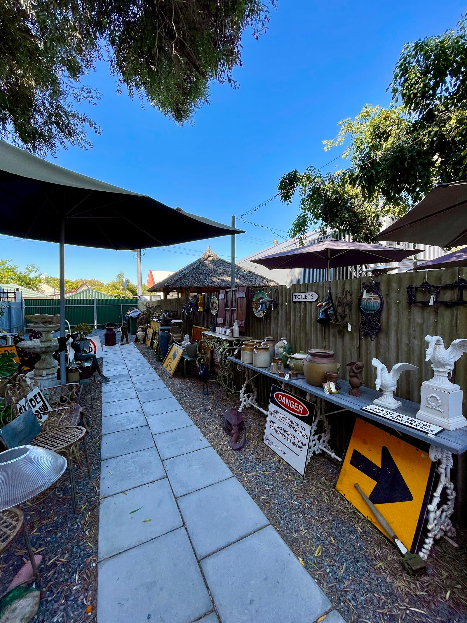 La La Vintage Semaphore — Semaphore, Adelaide