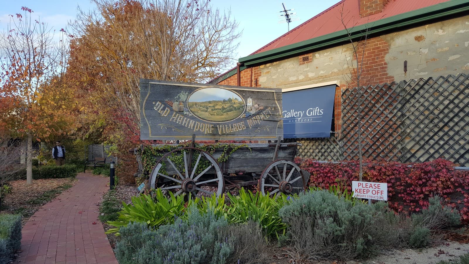 Tineriba Gallery — Hahndorf, Adelaide