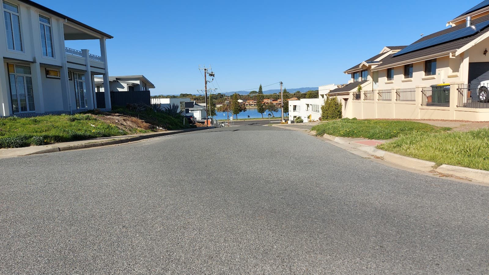 Tennyson Beach — Hahndorf, Adelaide