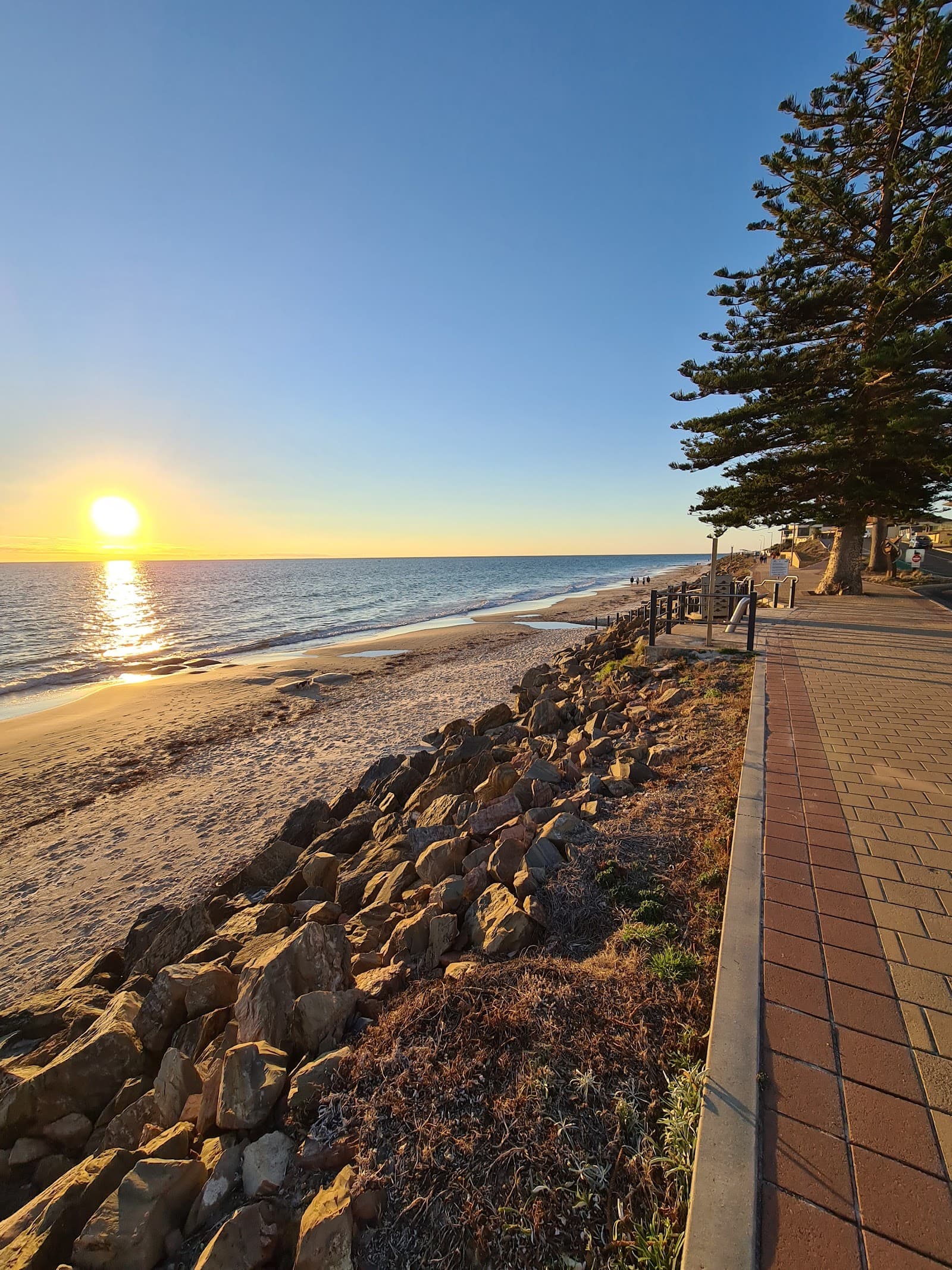 Seacliff Esplanade — Brighton, Adelaide