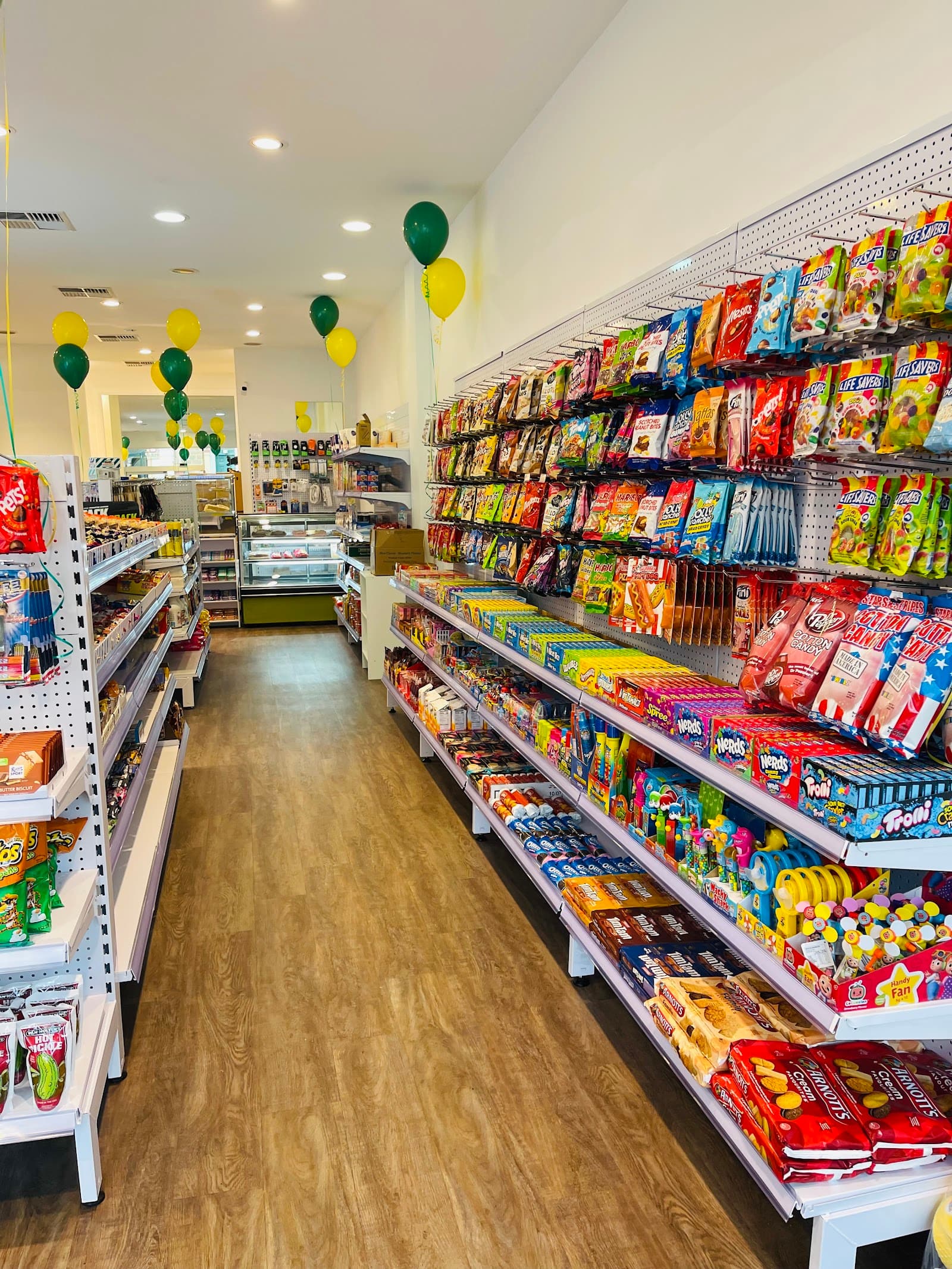 OZ MART GLENELG — Glenelg, Adelaide