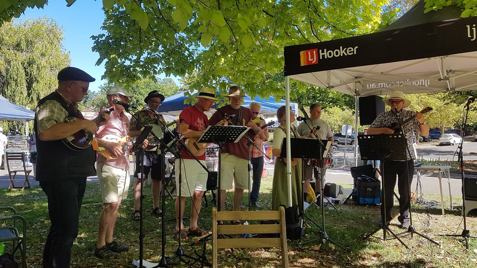 Adelaide Hills Farmers Markets — Hahndorf, Adelaide