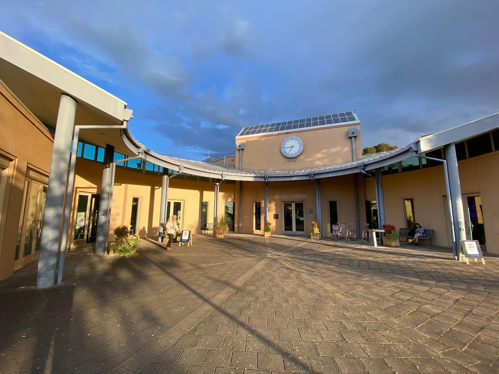 Burnside Town Hall — Tusmore, Adelaide