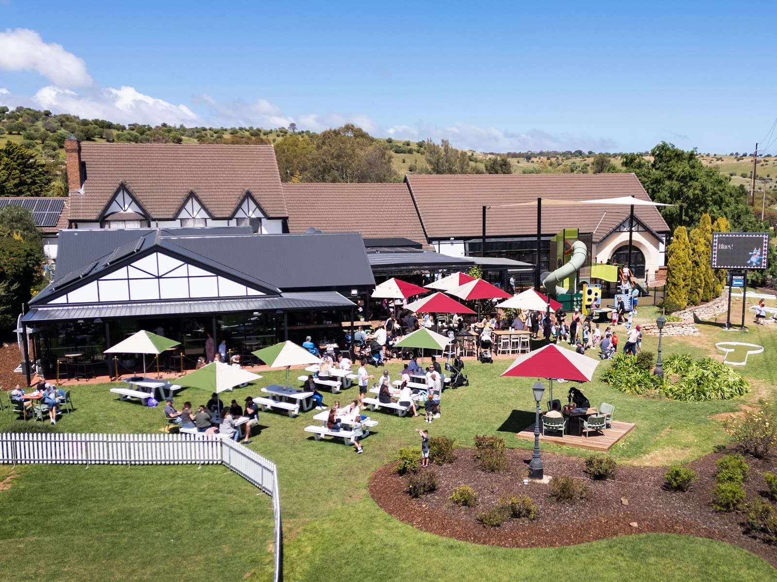 Mick O'Shea's Hotel — Mitcham, Adelaide