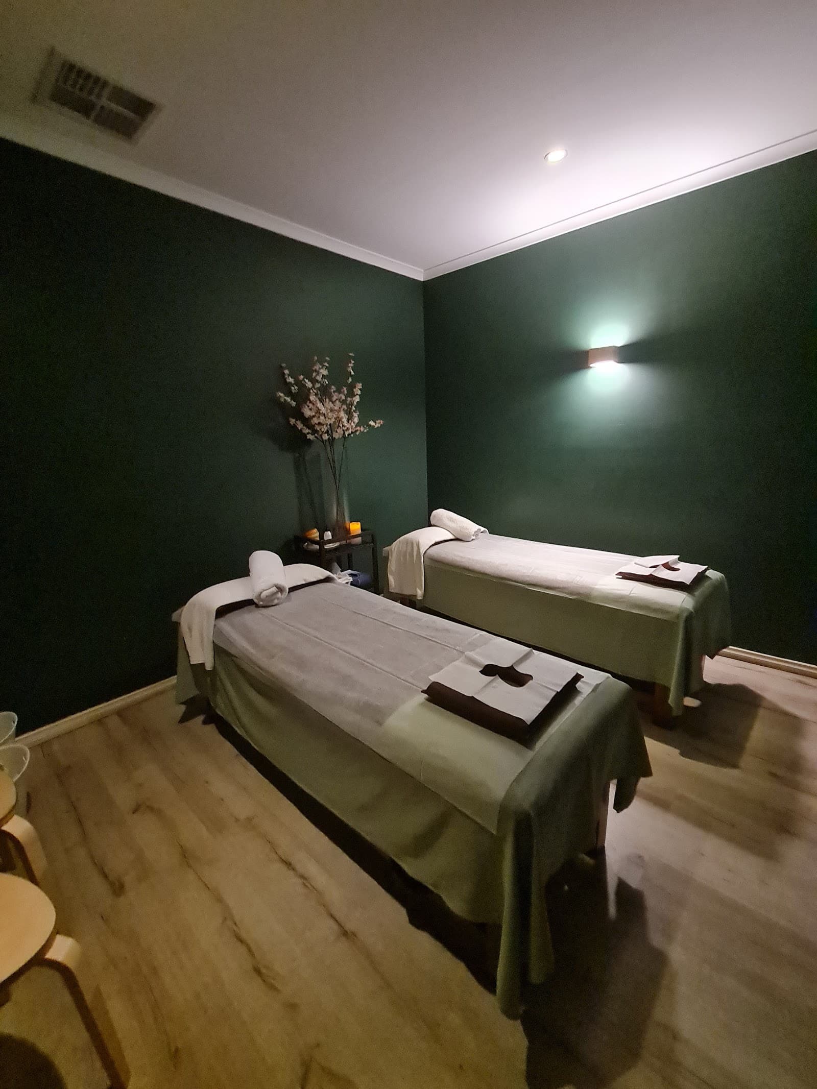 Eassa Day Spa — Hindmarsh, Adelaide