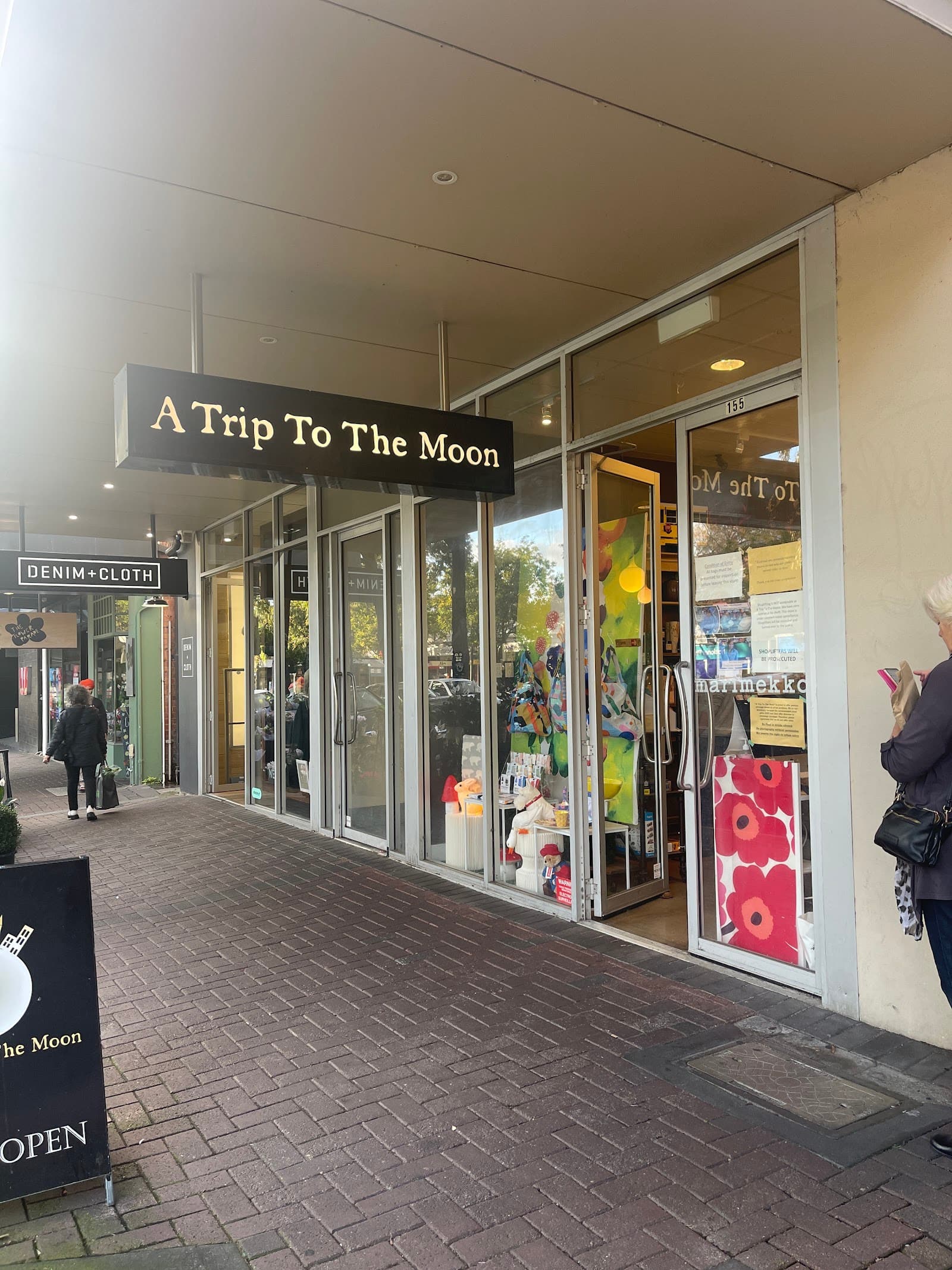 A Trip To The Moon — Norwood, Adelaide