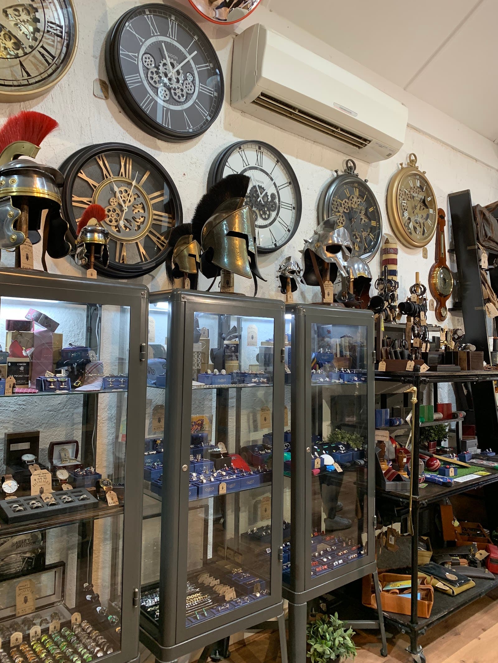 Hommes Uniques — Hahndorf, Adelaide