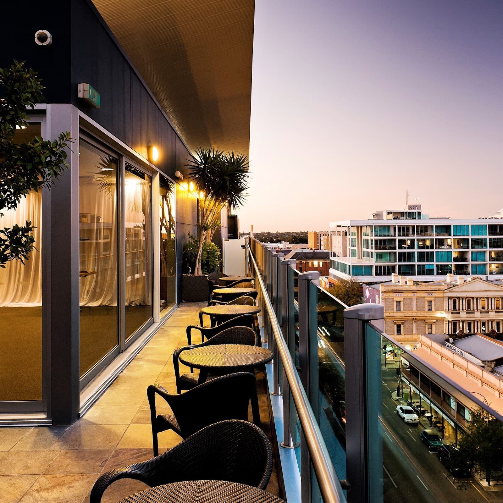 Majestic Roof Garden Hotel — Burnside, Adelaide