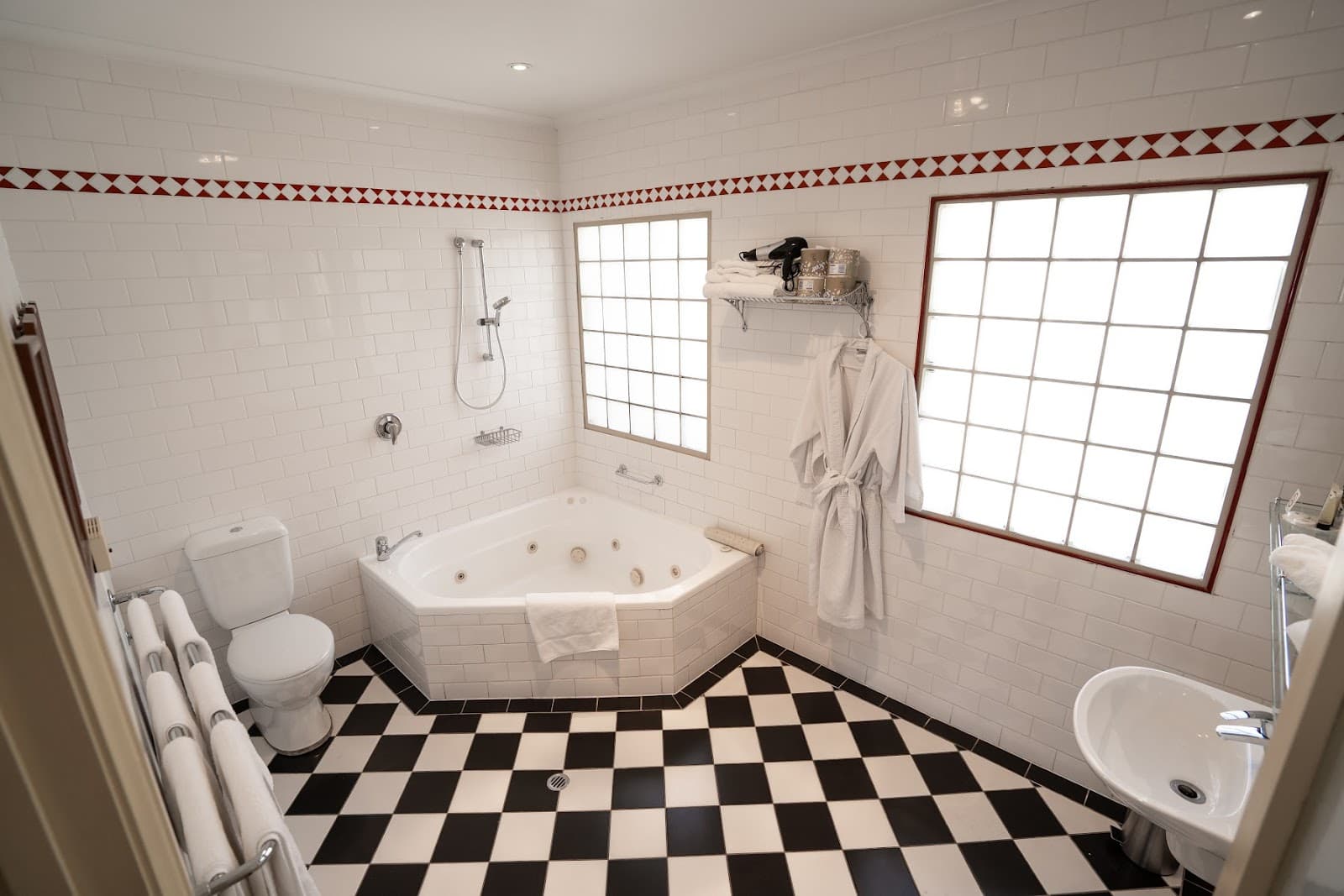 The Fire Station Inn — Prospect, Adelaide