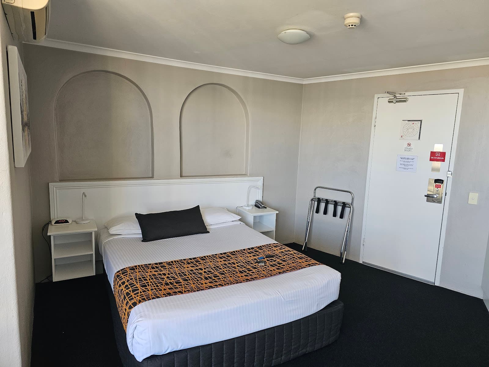 Atlantic Tower Motor Inn — Glenelg, Adelaide