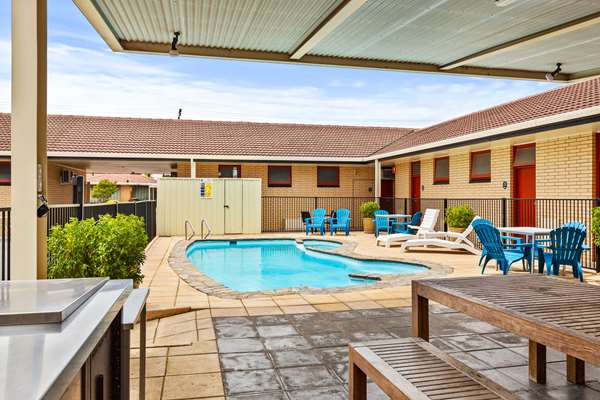 Comfort Inn Glenelg — Glenelg, Adelaide