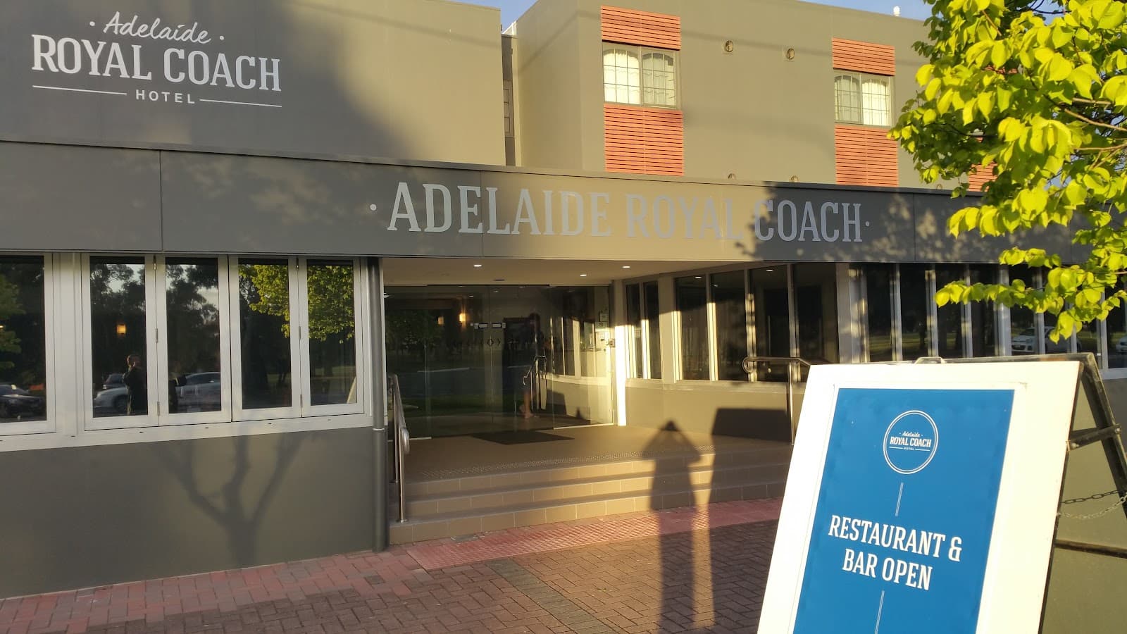 Adelaide Royal Coach — Burnside, Adelaide