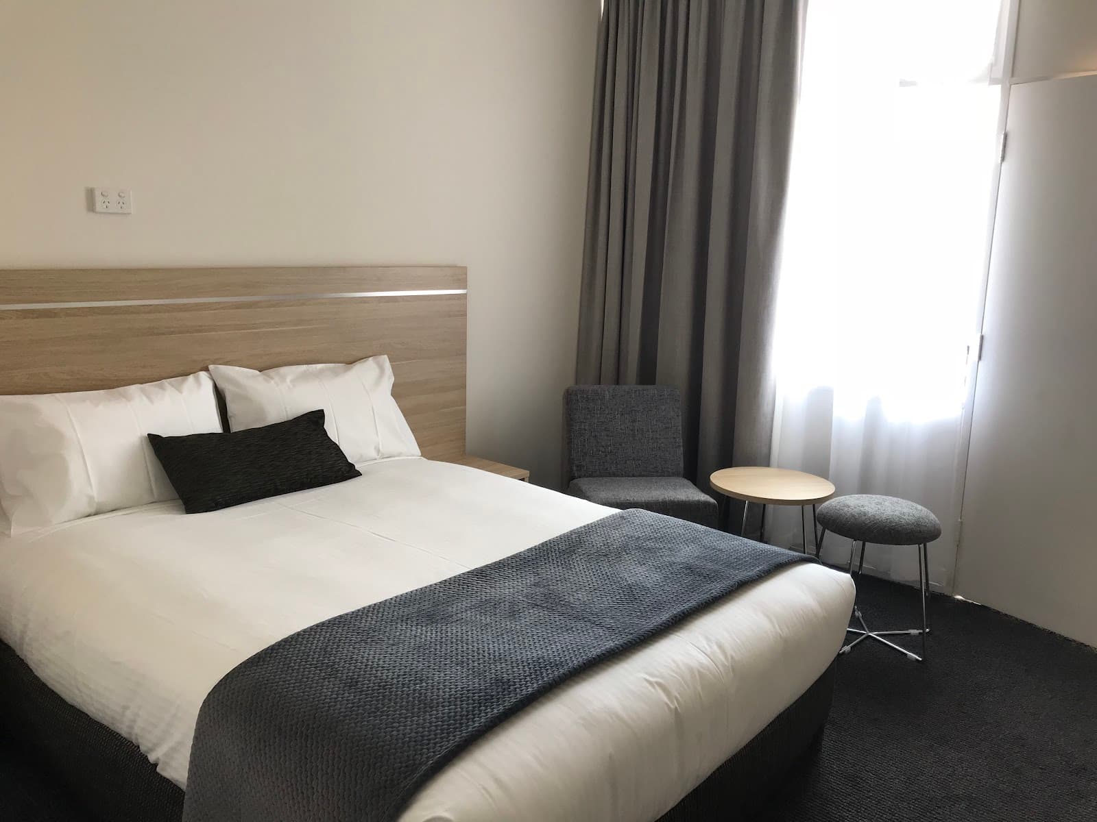 Frewville Motor Inn — Burnside, Adelaide