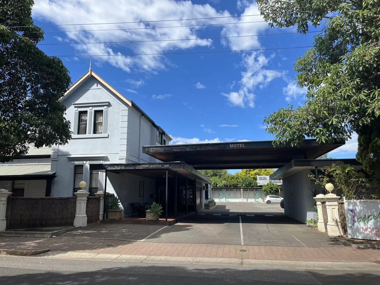 Jasper Motor Inn — Unley, Adelaide