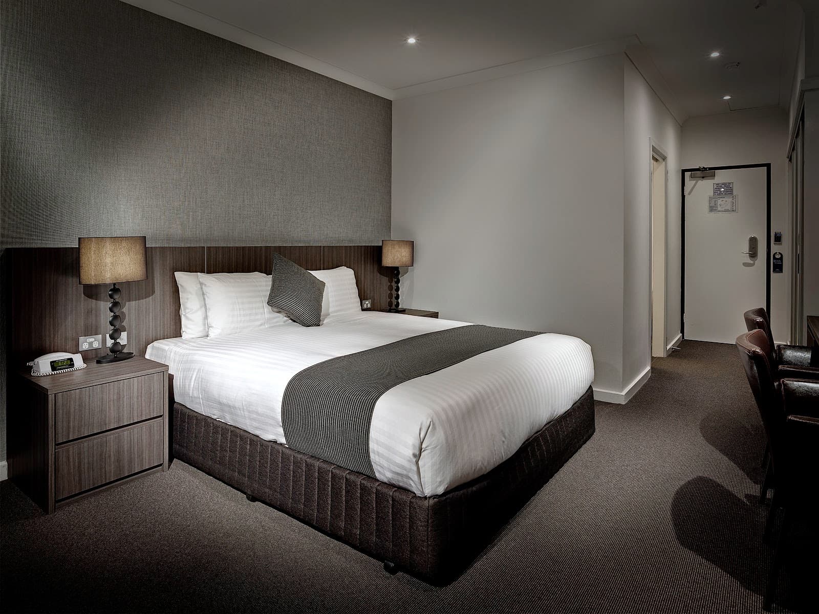 Lakes Resort Hotel — Semaphore, Adelaide