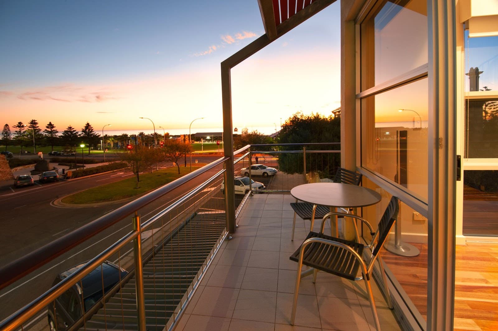 Semaphore Blue Apartments — Semaphore, Adelaide