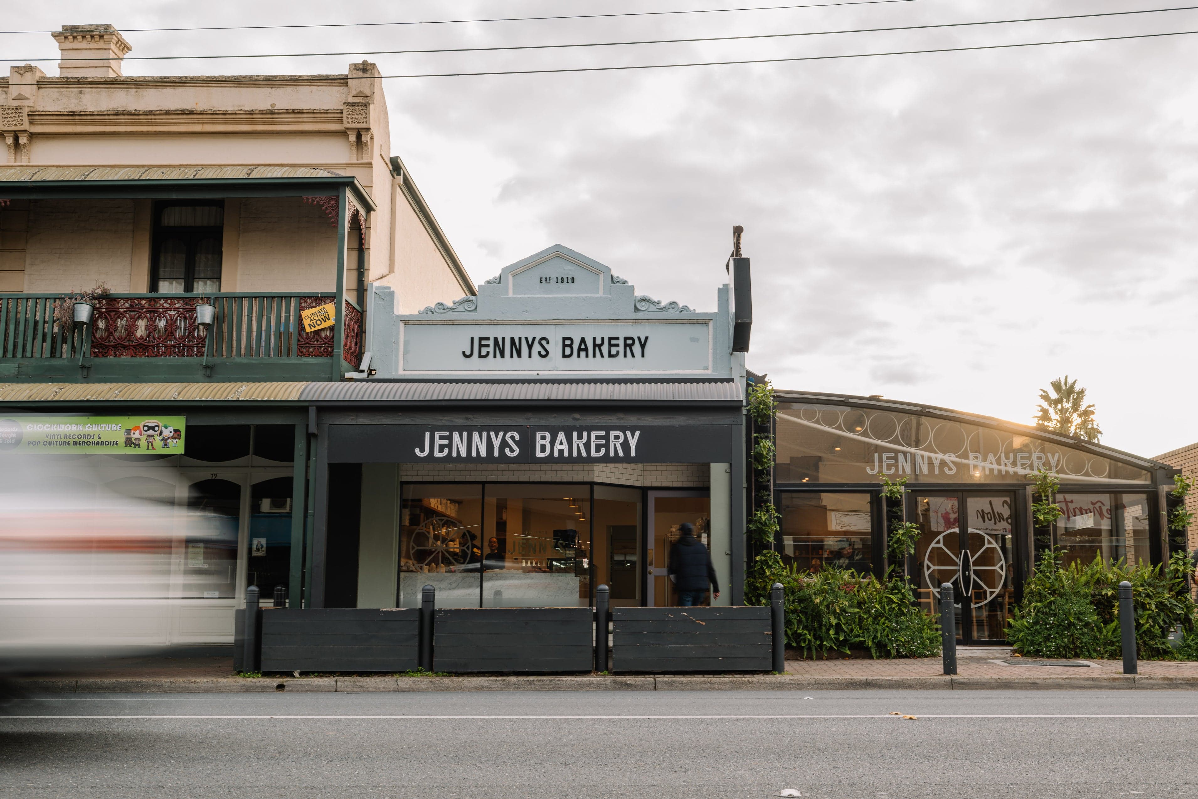 Jenny's Bakery