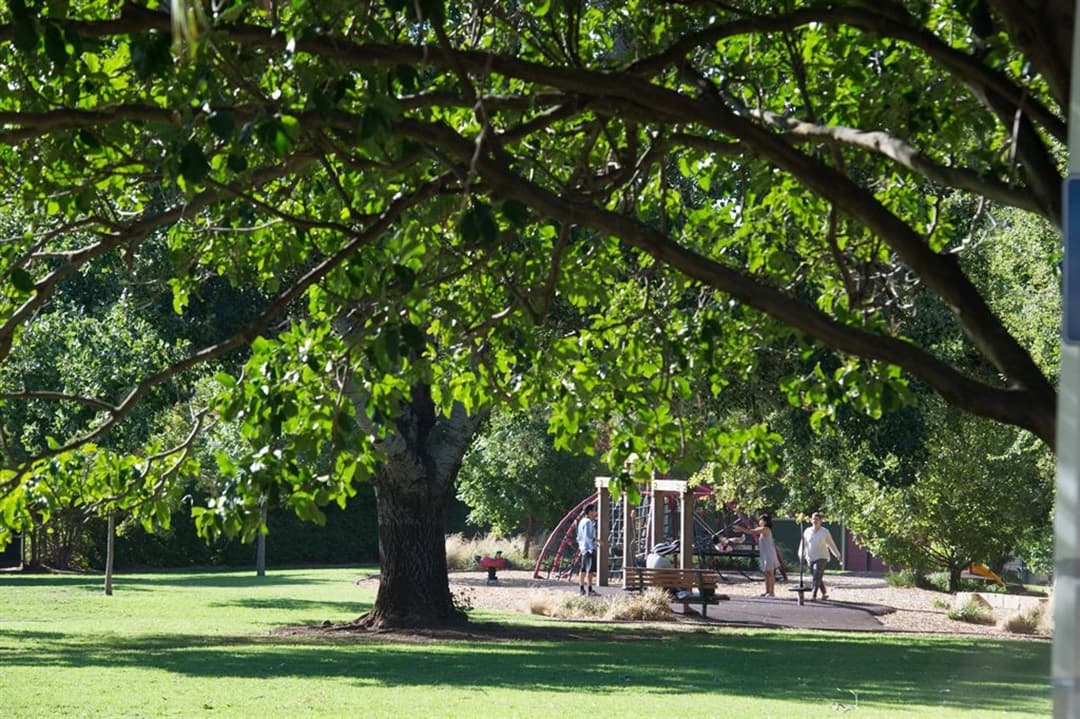 Tusmore Park